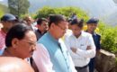 मुख्यमंत्री पुष्कर सिंह धामी ने बुधवार को सिमडी, पौड़ी में हुई बस दुर्घटना स्थल का लिया जायजा