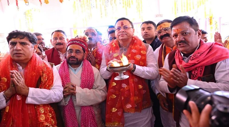 गंगोत्री धाम में कपाटोद्घाटन के अवसर पर मुख्यमंत्री ने की विशेष पूजा-अर्चना