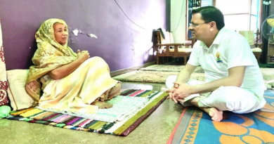 सीएम धामी का संवेदनशील और मानवीय व्यक्तित्व एक बार फिर देखने को मिला सीएम धामी का संवेदनशील और मानवीय व्यक्तित्व एक बार फिर देखने को मिला