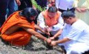 मुख्यमंत्री ने पौधरोपण कर पर्यावरण संरक्षण और हरित उत्तराखंड का दिया संदेश