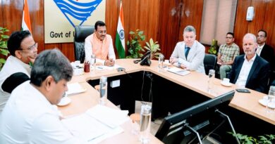मुख्य सचिव से विश्व बैंक के एमडी एवं प्रतिनिधिमंडल की शिष्टाचार भेंट मुख्य सचिव से विश्व बैंक के एमडी एवं प्रतिनिधिमंडल की शिष्टाचार भेंट