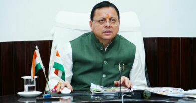मुख्यमंत्री पुष्कर सिंह धामी ने ग्लेशियर झीलों की निगरानी के निर्देश दिए मुख्यमंत्री पुष्कर सिंह धामी ने ग्लेशियर झीलों की निगरानी के निर्देश दिए