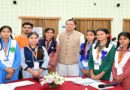राजकीय विद्यालयों के 10वीं-12वीं के विद्यार्थियों को टैबलेट के लिए धामी सरकार ने धनराशि देने का लिया फैसला