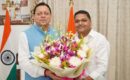 मुख्यमंत्री पुष्कर सिंह धामी से जिला सहकारी बैंक नैनीताल के नवनिर्वाचित अध्यक्ष ने की शिष्टाचार भेंट