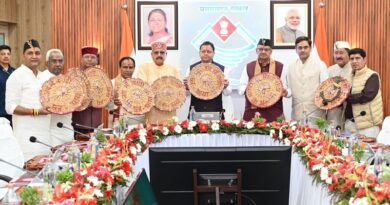 अंतरराष्ट्रीय सीमा से सटे बनबसा में धामी कैबिनेट की बैठक, शासन को सीमांत क्षेत्रों तक ले जाने की नई पहल