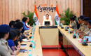 मुख्यमंत्री पुष्कर सिंह धामी ने सीएम आवास में देर रात तक प्रदेश के सभी जिलाधिकारियों और वरिष्ठ पुलिस अधीक्षकों के साथ उच्च स्तरीय बैठक की